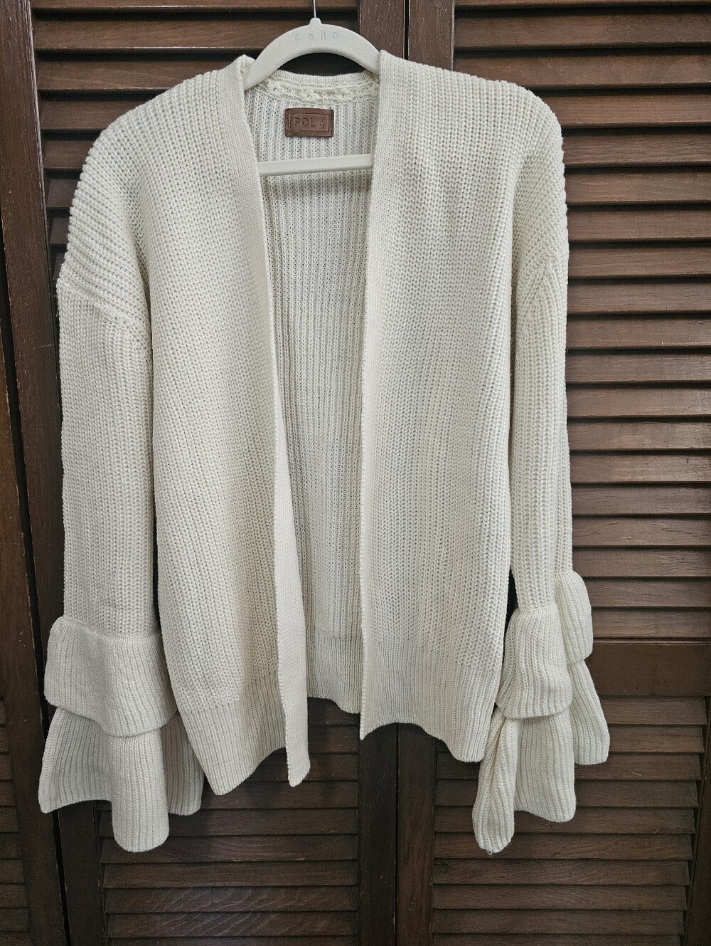 POL Cream Open-Front Knit Cardigan with Ruffle Cuffs Boho Romantic Size Medium